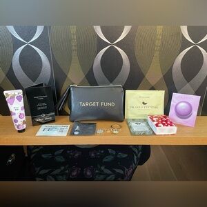 NEW 10-Piece Beauty Bundle